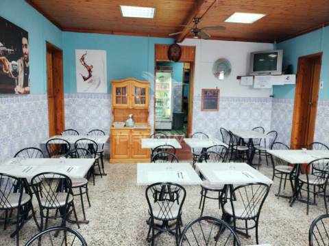 Restaurante z da esquina para trespasse