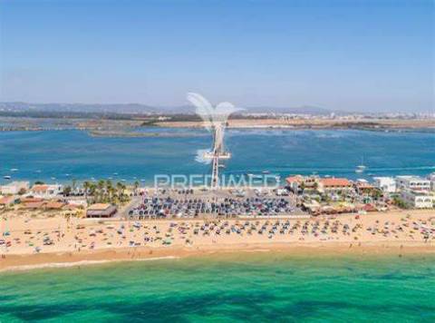 Algarve faro- apartamento t2  com varanda e vista mar