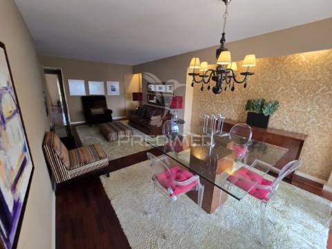 Apartamento t2 com garagem
