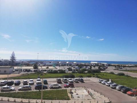 Apartamento t2 frente-mar em quarteira