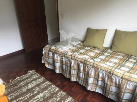Moradia isolada t3+2 com garagem - quinta do conde