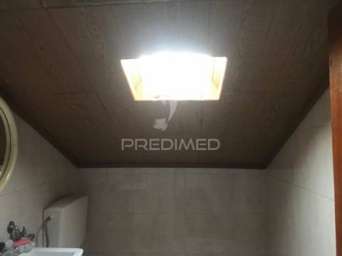Moradia isolada t3+2 com garagem - quinta do conde