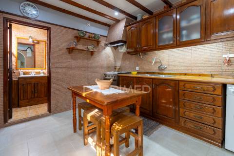 Moradia laranjeiro