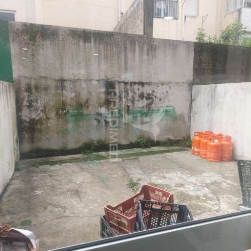 Oportunidade única - minimercado pronto a trabalhar