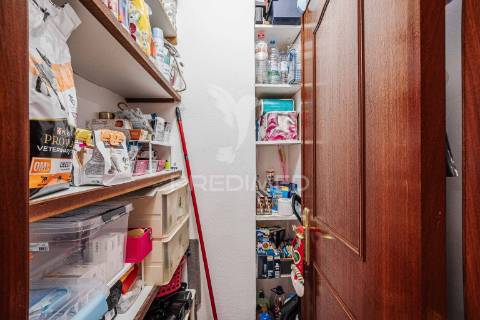 Novo preço - apartamento t2 c/garagem em agualva-cacém – oportunidade única