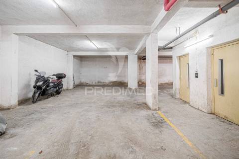 Novo preço - apartamento t2 c/garagem em agualva-cacém – oportunidade única