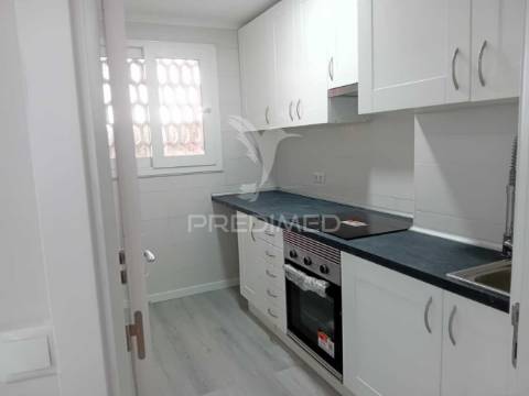 T2 remodelado com vista serra