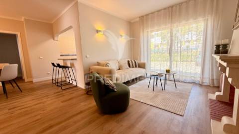 Apartamento t2 totalmente remodelado na charmosa vila de alvor