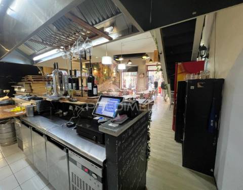 Trespasse de pizzaria na zona histórica do porto