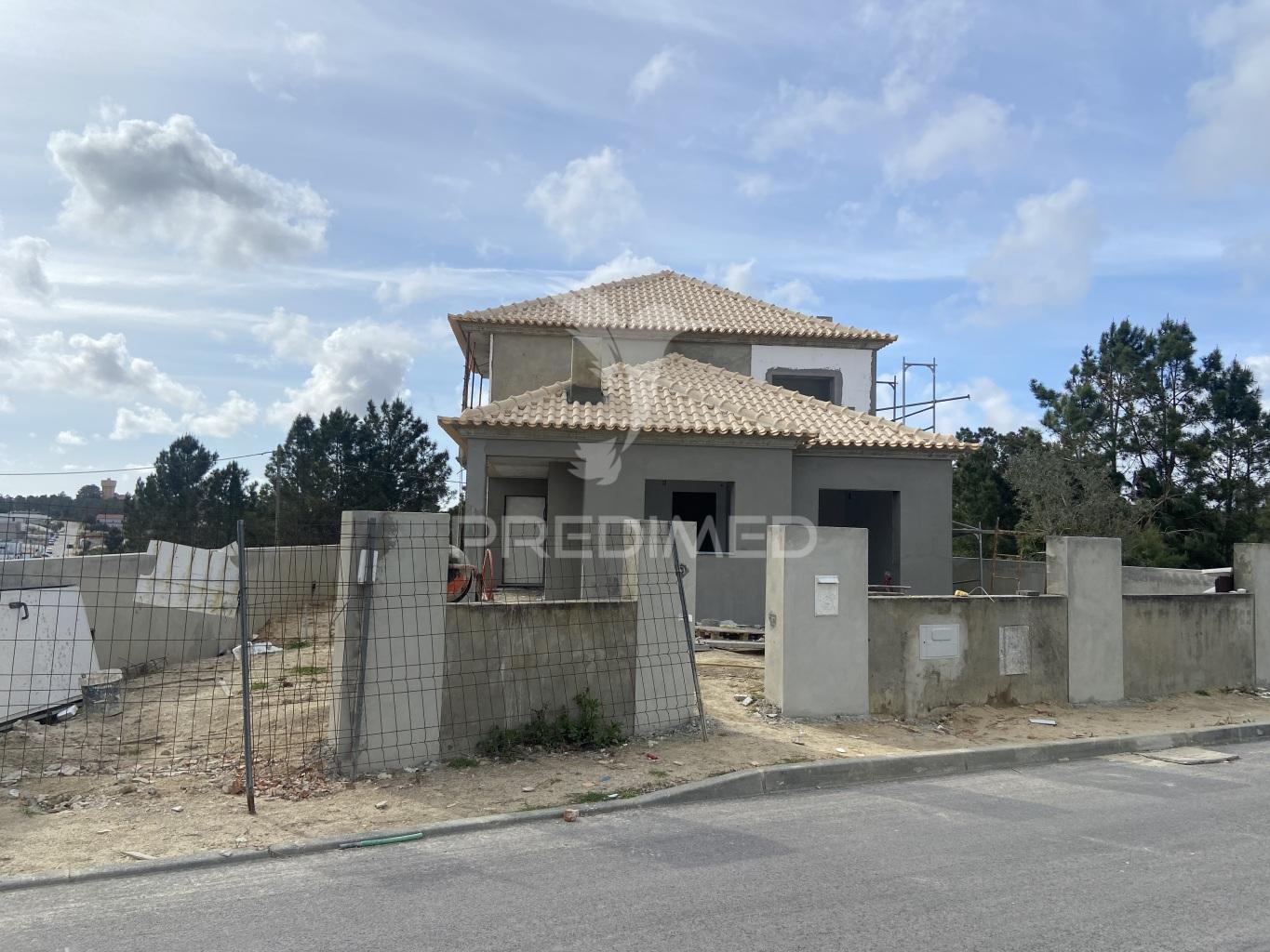 Moradia isolada em pinhal do general