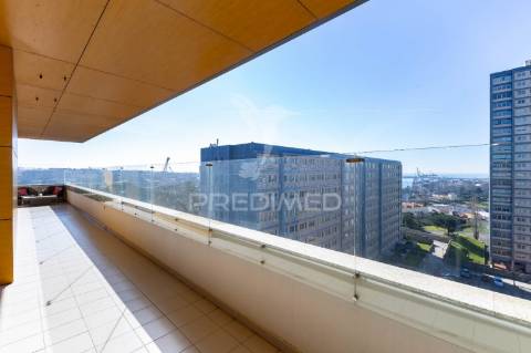 Apartamento t4 penthouse com leça palmeira