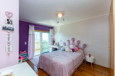 Apartamento t4 penthouse com leça palmeira