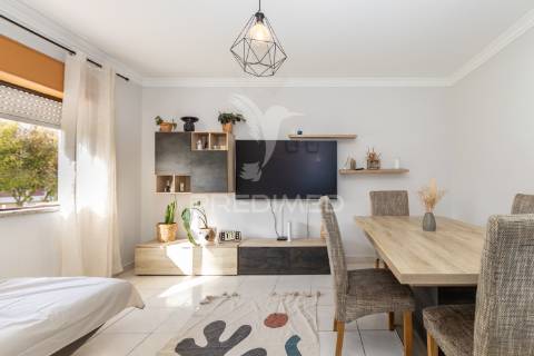 Apartamento t2 em setúbal no bairro vale do cobro