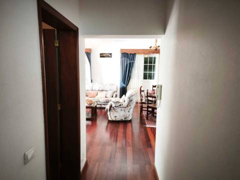 Vendo quinta na camacha com  (12.000 m2)