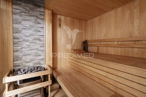 Fantástico apartamento t0 no exclusivo empreendimento the court em carveiro