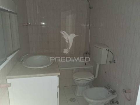 Apartamento t1 junto á praia do magoito, sintra