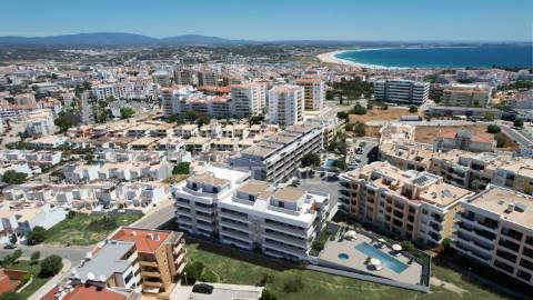 Apartamento t2 de luxo 133,60m2 - com piscina - em lagos