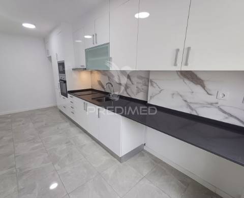 Apartamento t2 no fogueteiro