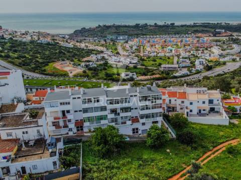 Apartamento t2 com vista mar, albufeira