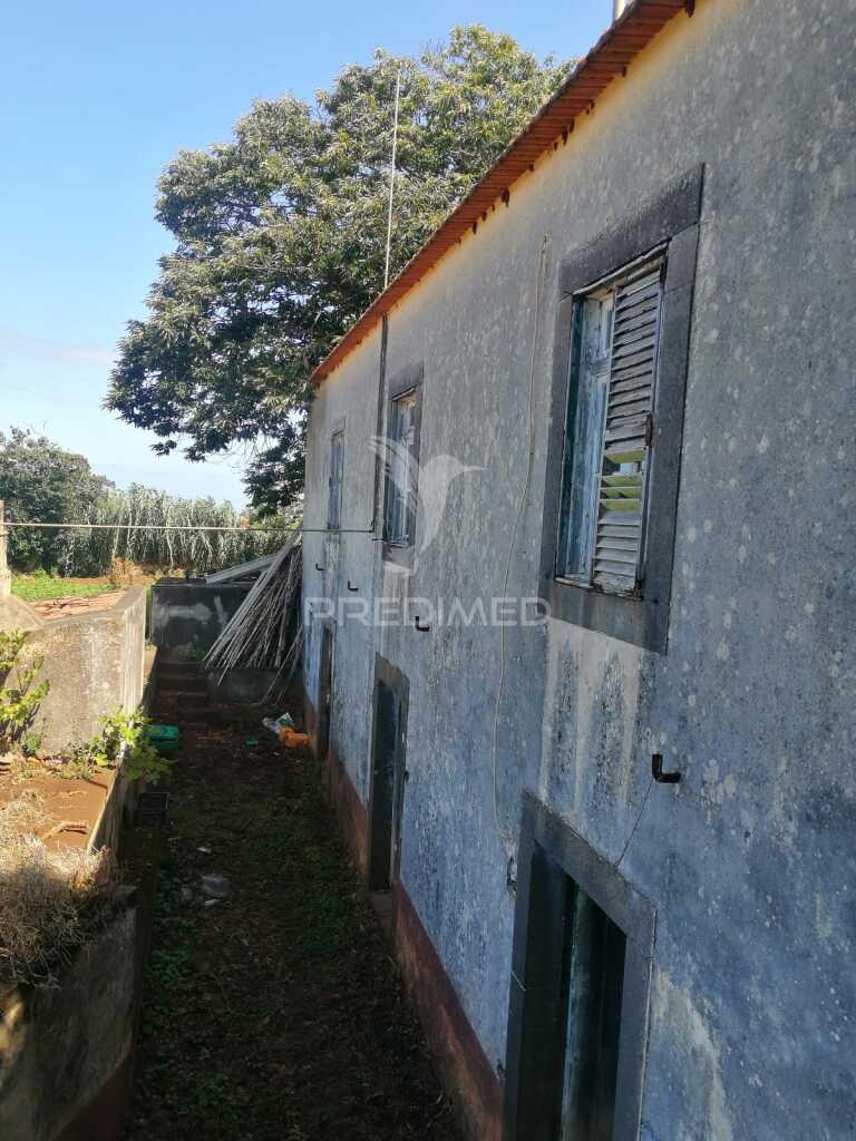 Vendo quinta para reconstrução na ponta do pargo – oportunidade única com vista mar