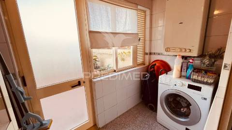 Apartamento t2 em custóias com terraço
