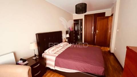 Apartamento t2 em custóias com terraço