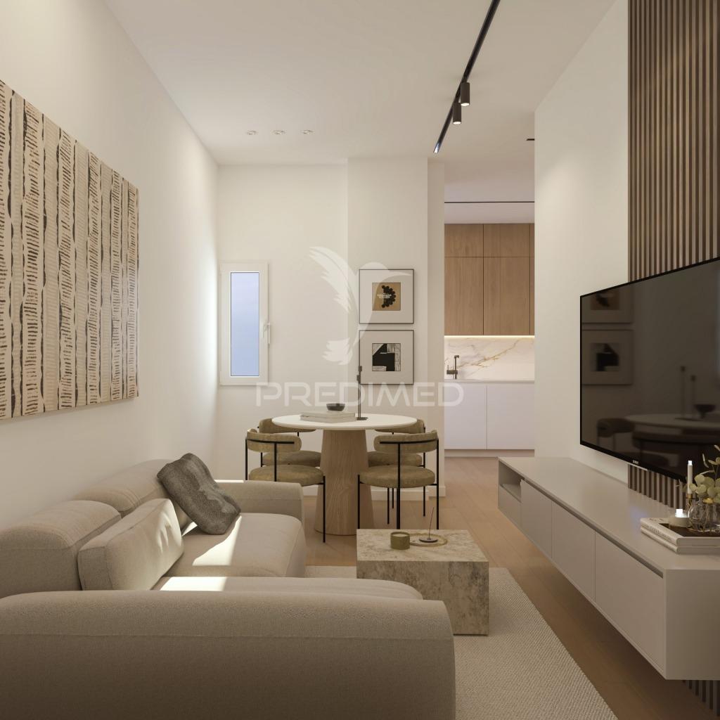 Apartamento t3  remodelado - santo andré,  barreiro (bx preço)