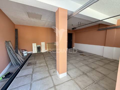 Moradia nova na charmosa vila de estombar