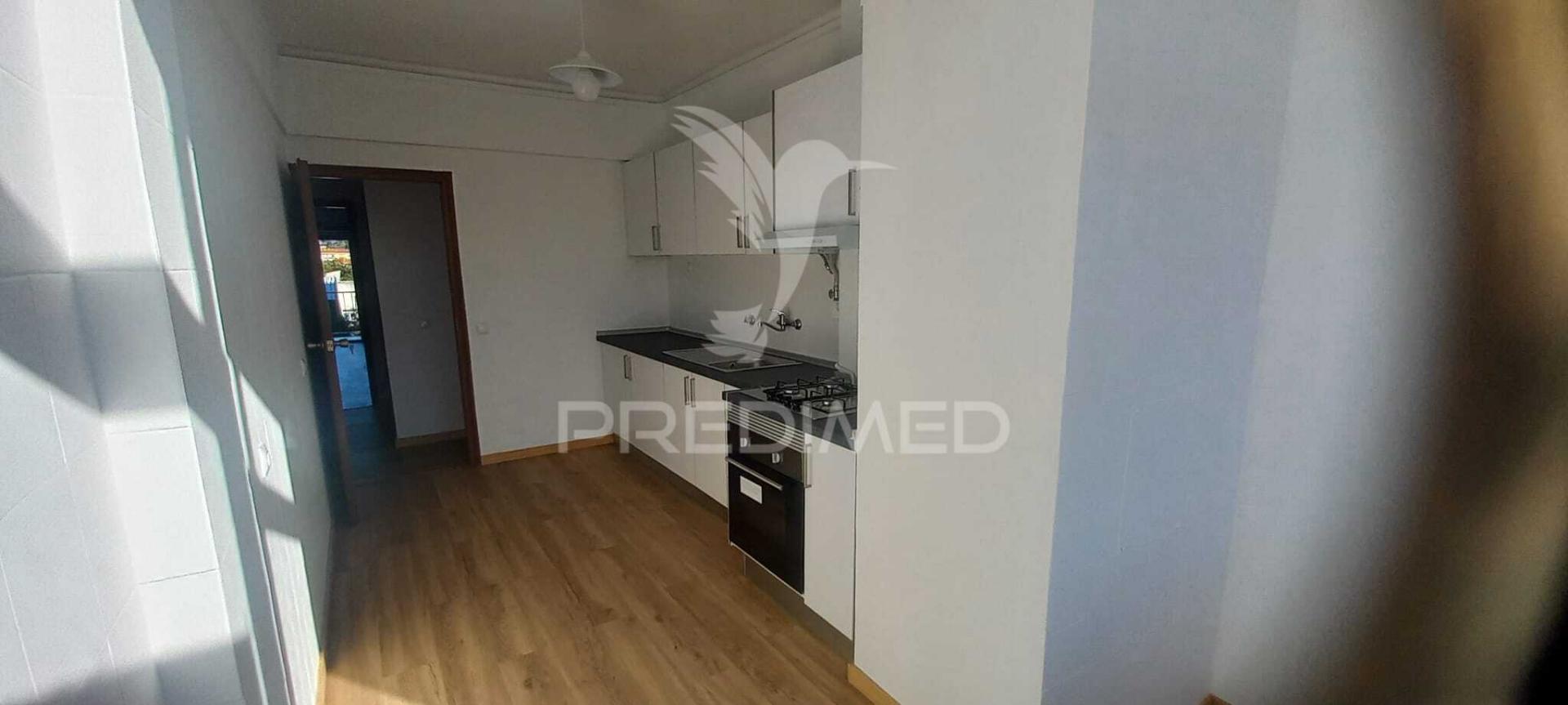 Vende se t2 setúbal / bonfim