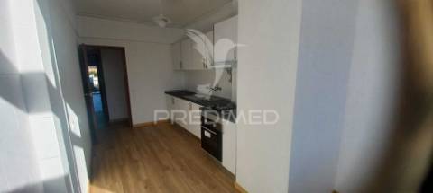 Vende se t2 setúbal / bonfim