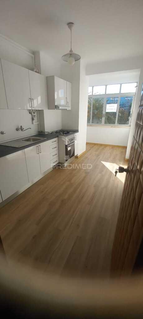 Vende se t2 setúbal / bonfim