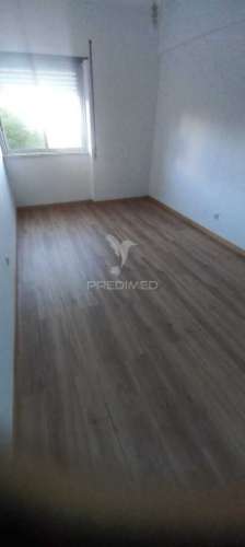 Vende se t2 setúbal / bonfim