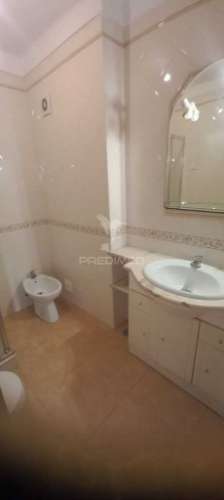 Vende se t2 setúbal / bonfim
