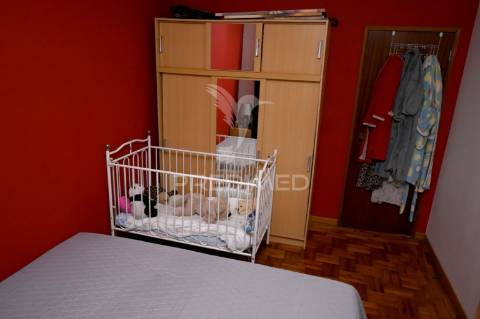 Moradia t4 com terreno de 2.725m2 em samora correia