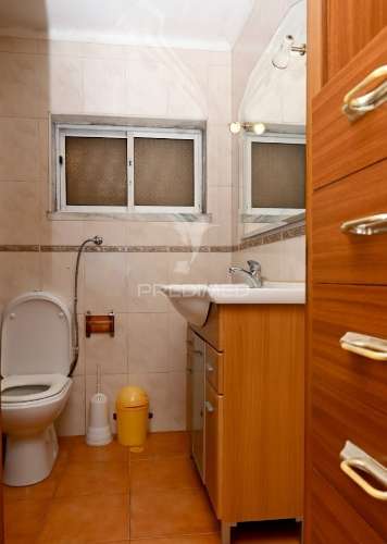 Moradia t4 com terreno de 2.725m2 em samora correia