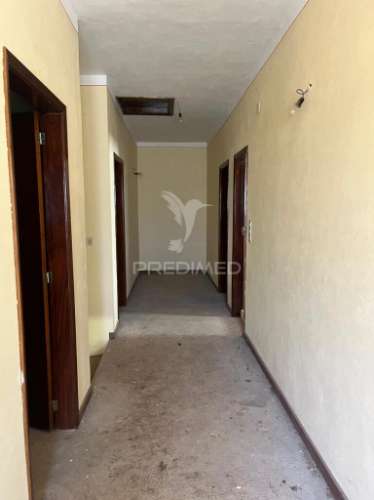 Moradia t4 com vista mar no porto do moniz-oportunidade