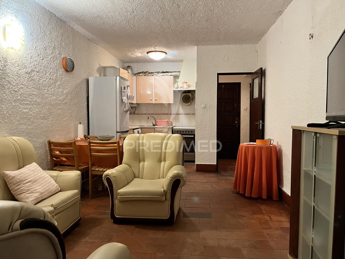 Apartamento t1+1 no res chao em olhao