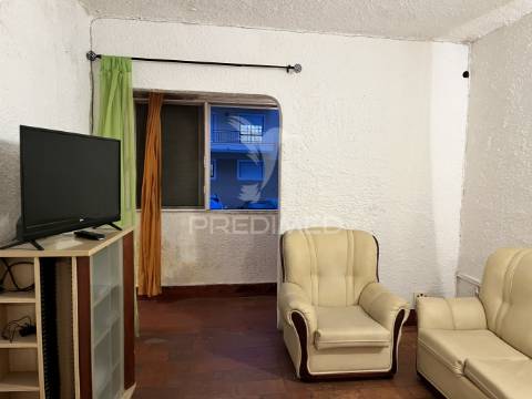 Apartamento t1+1 no res chao em olhao