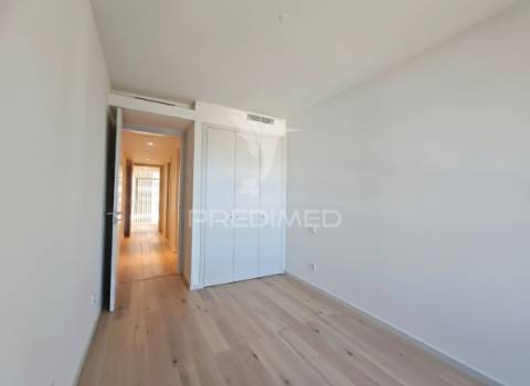 Apartamento t3 novo em parque das nações