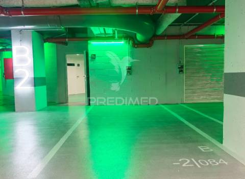 Apartamento t3 novo em parque das nações