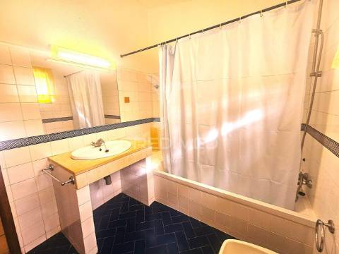 Excelente moradia t2 em condominio privado - salgados