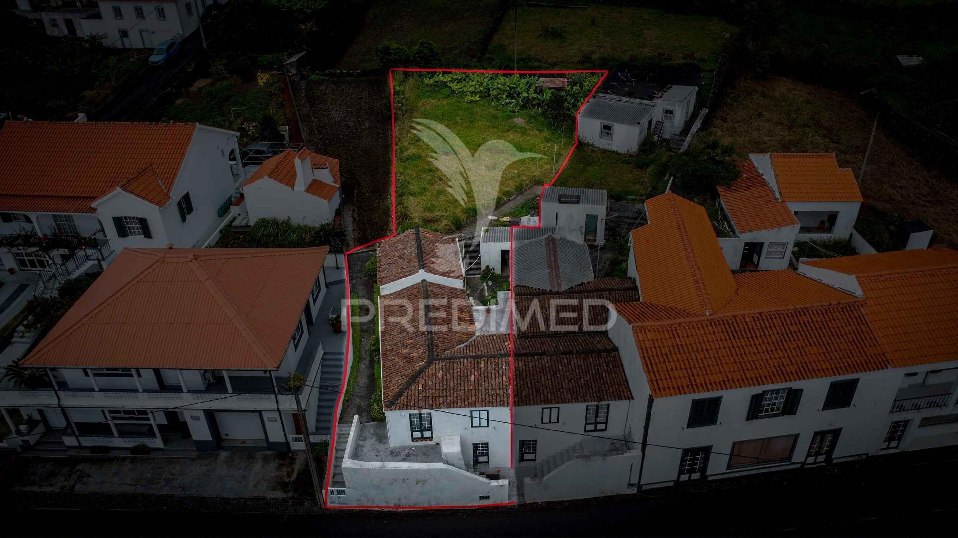 T2 pronto a habitar no centro de são mateus – madalena do pico