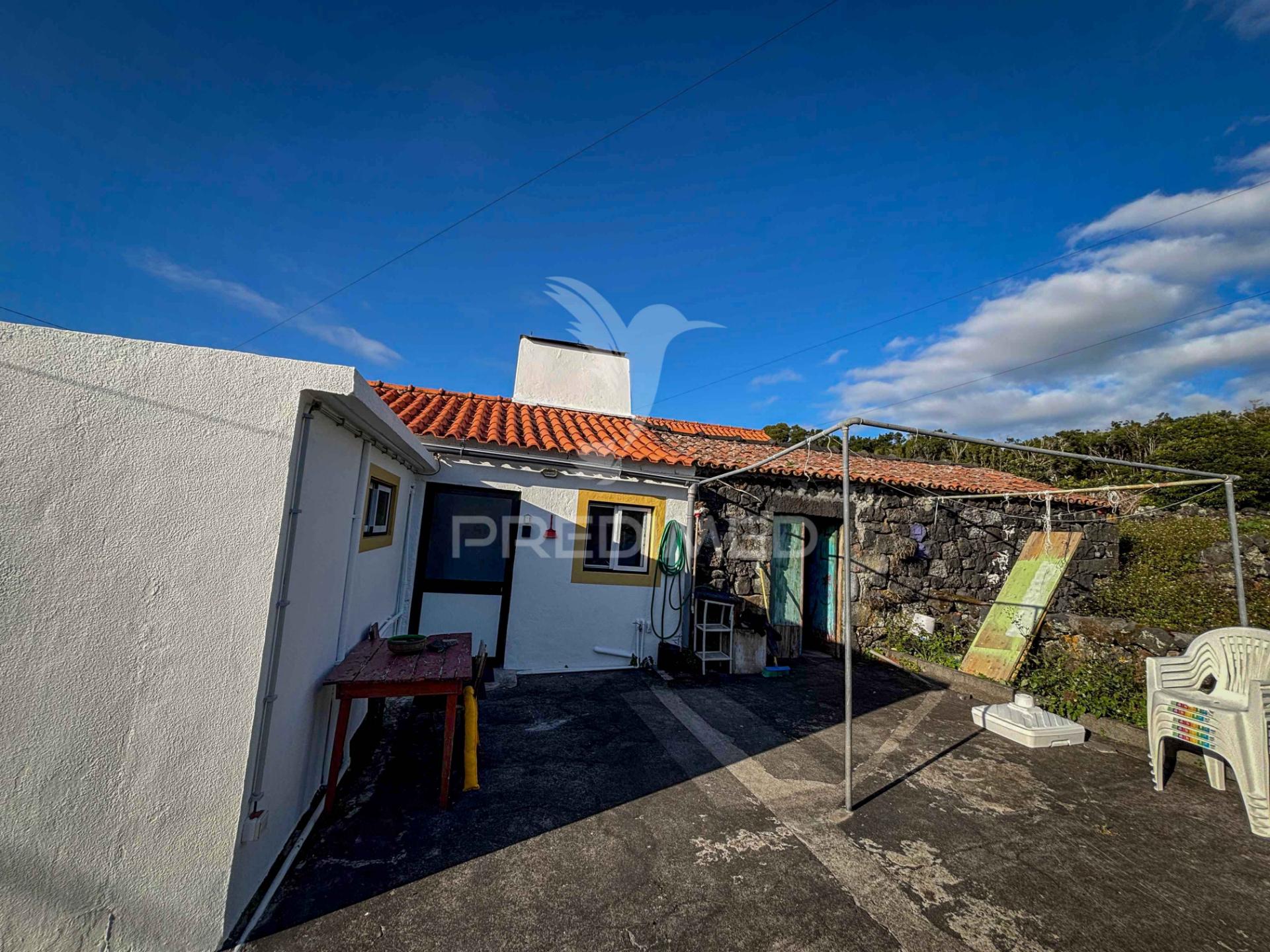 T1 com vista mar, terreno – candelária, madalena do pico