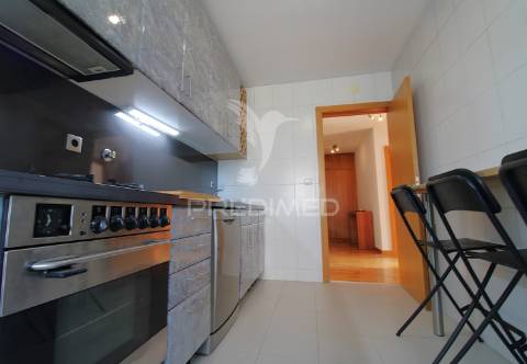 T2 com lugar de garagem em ramalde