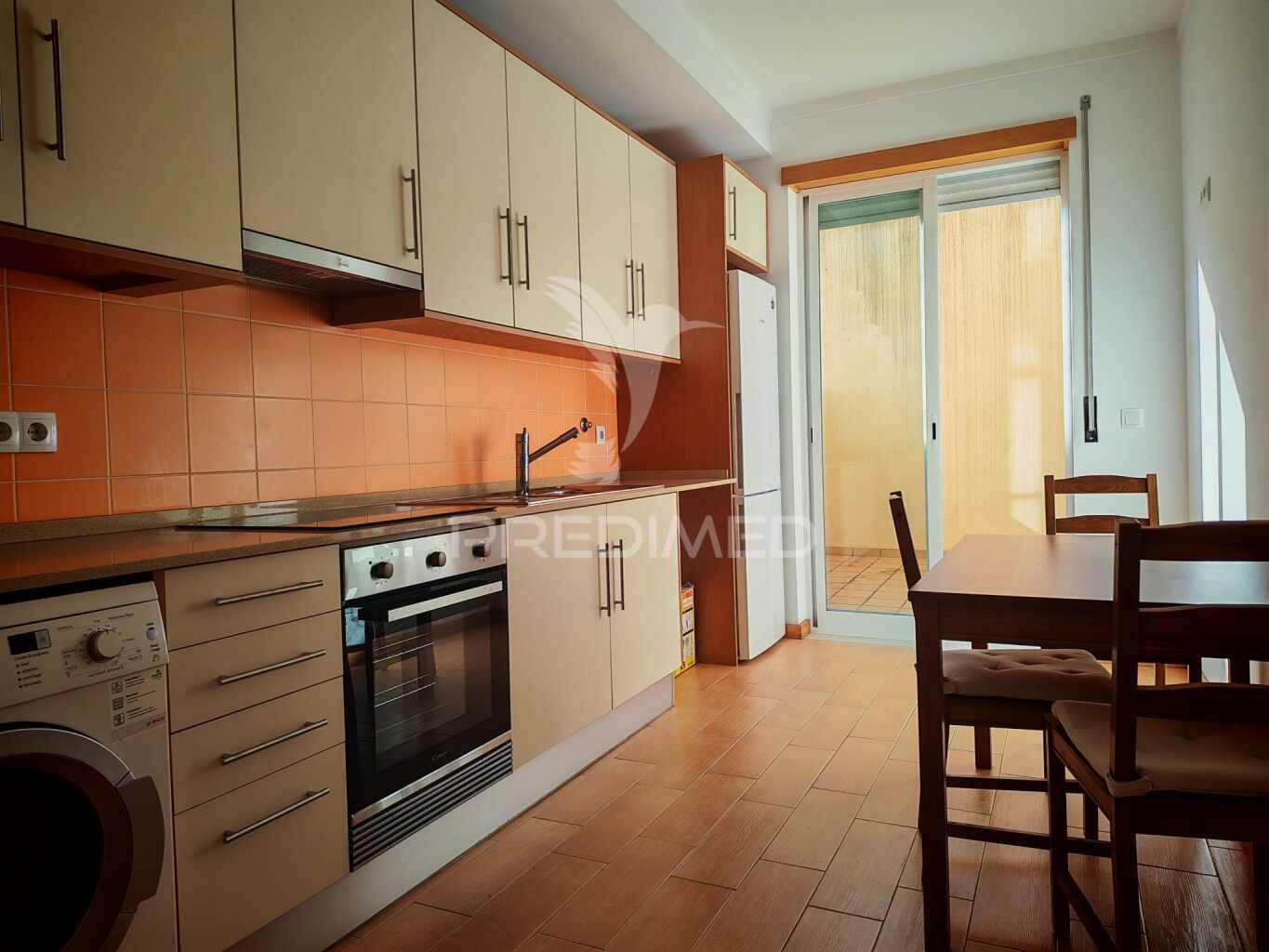 Apartamento t2 no centro das caldas da rainha