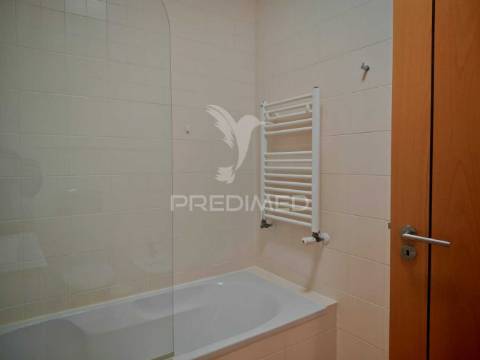 Apartamento t2 no centro das caldas da rainha
