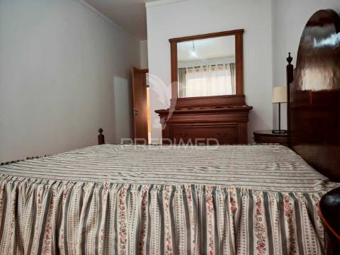 Apartamento t2 no centro das caldas da rainha