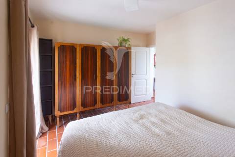 Casa de campo com 3 casas de férias no arelho