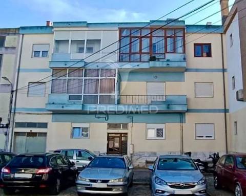Apartamento t2+1 em alhos vedros