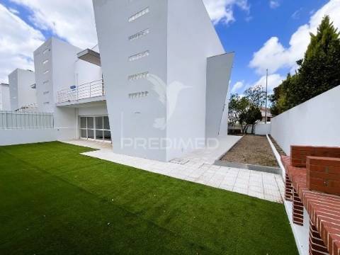 Moradia t4 sesimbra